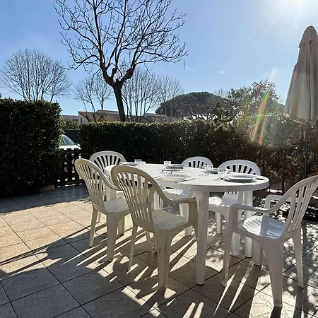 Maison 2 Pieces Mezzanine 6 Couchages Sur Ar440-072 * Argeles-sur-Mer